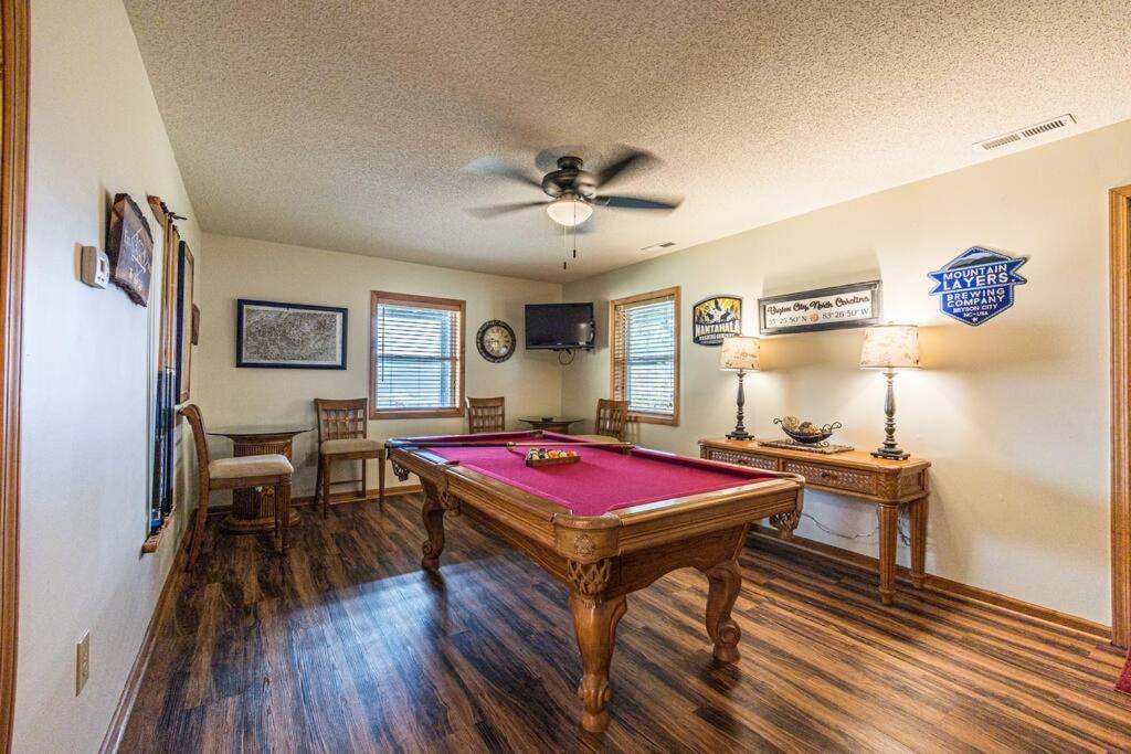 Stunning Mtn. Views! 4Br With All The Amenities! - Vista Vibes- Bryson City Exteriér fotografie