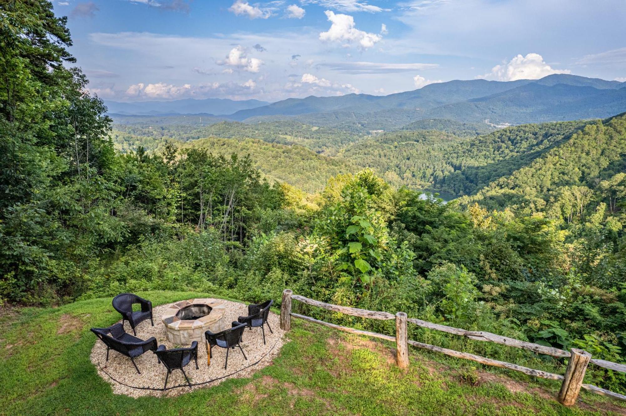 Stunning Mtn. Views! 4Br With All The Amenities! - Vista Vibes- Bryson City Exteriér fotografie